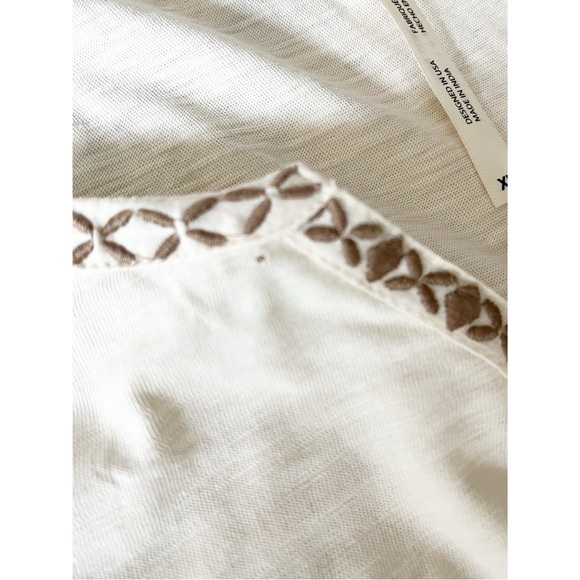 Kuhl Shay light cream color embroidered sleeveless tank XL - Picture 11 of 15